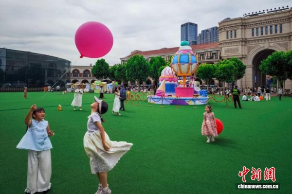 天津端午假期重点商贸企业客流798万人次 销售额10.9亿元